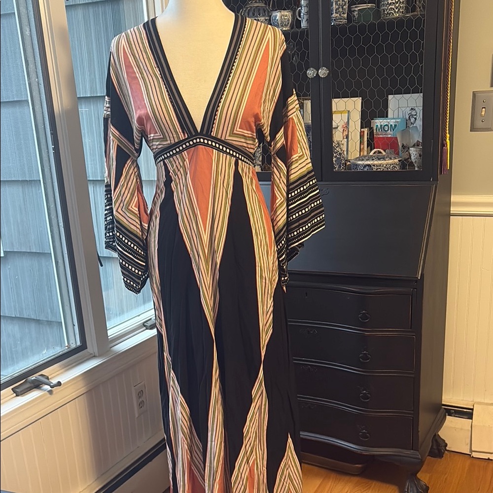 Lulu's Resort Maxi Dress with Plunge Neckline and Bell Sleeves Size Small NWOT